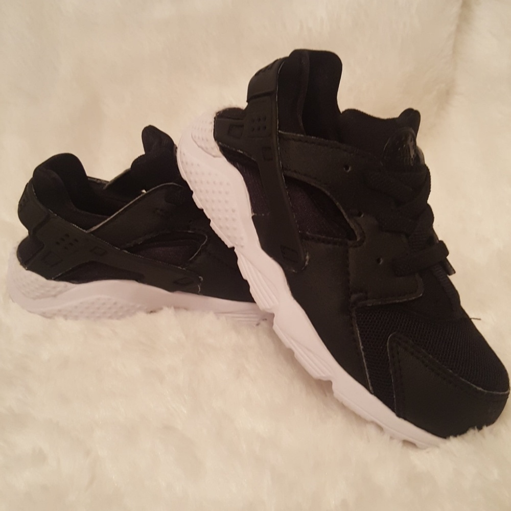 Nike kids huarache sneakers - Picture 3 of 6